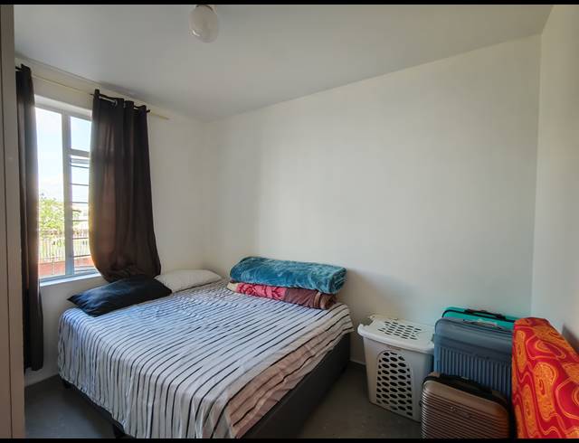 2 BEDROOM APARTMENT FOR SALE IN ESSENWOOD